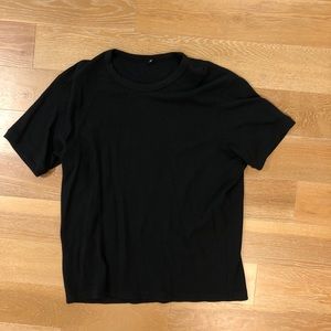 Uniqlo ribbed shirt size XL